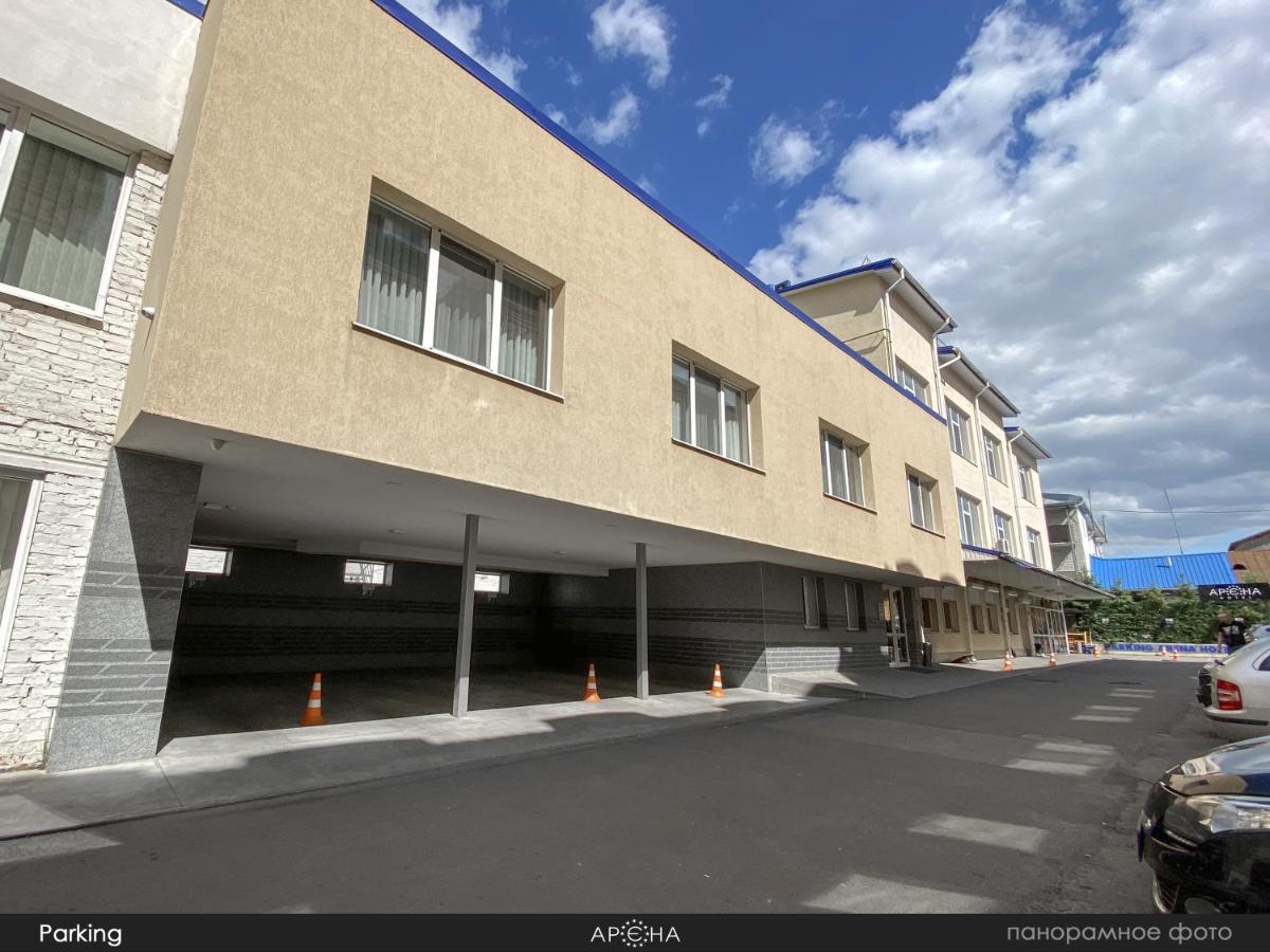 Arena Hotel Khmelʼnytsʼkyy Екстериор снимка
