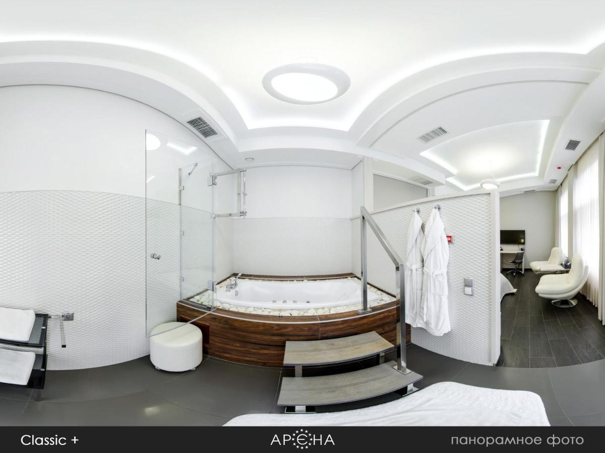 Arena Hotel Khmelʼnytsʼkyy Екстериор снимка