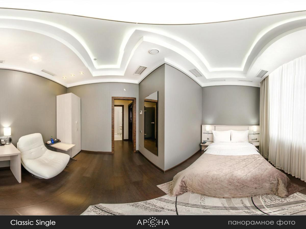 Arena Hotel Khmelʼnytsʼkyy Екстериор снимка
