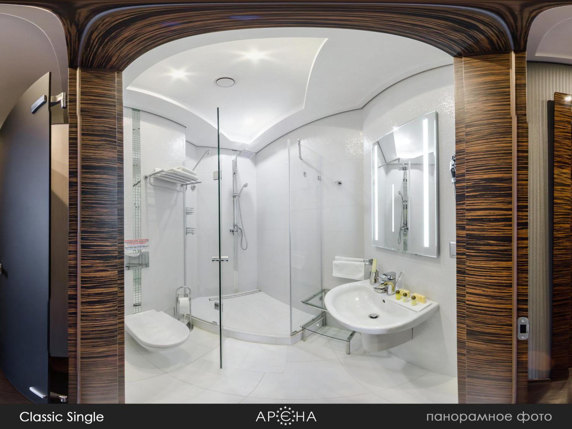 Arena Hotel Khmelʼnytsʼkyy Екстериор снимка