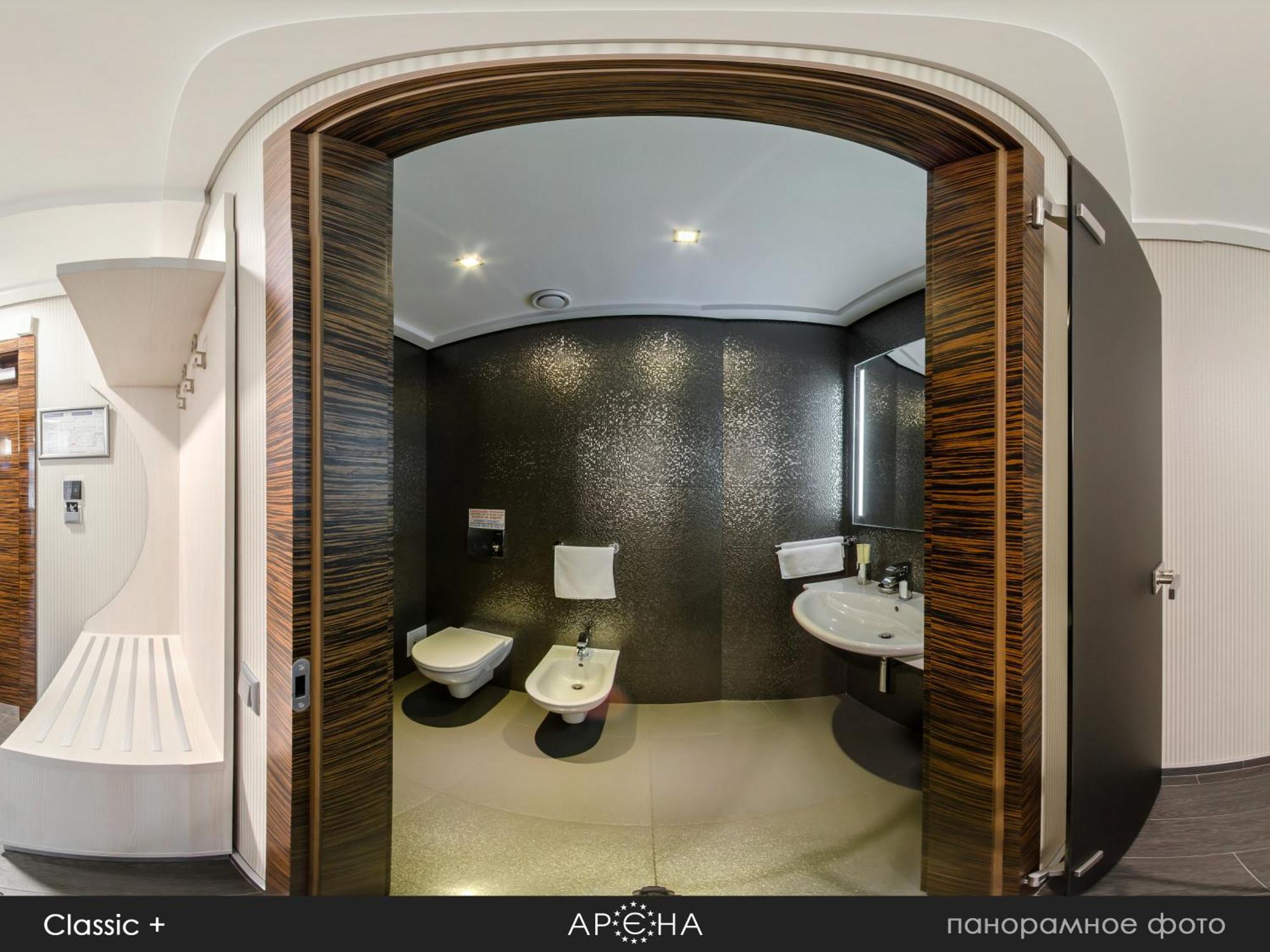 Arena Hotel Khmelʼnytsʼkyy Екстериор снимка